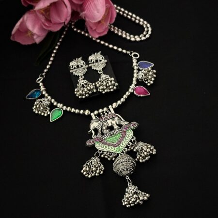 Chain Pendant With Jhumka Set