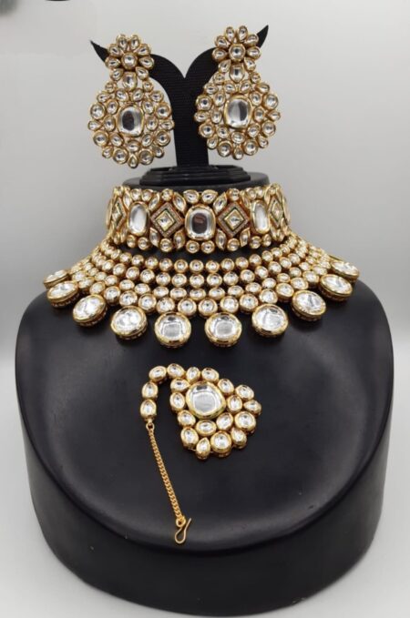 Grand Kundan Bridal Set