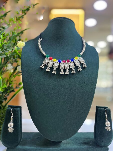 Multicoloured oxidised necklace set